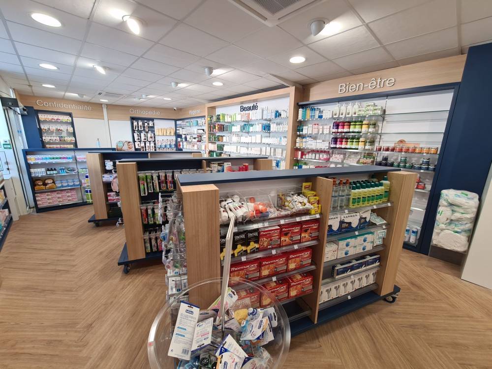 Agencement Pharmacie - Présentoir centrale - Parapharmacie